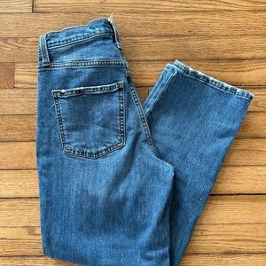 Universal thread high rise size 2 jeans